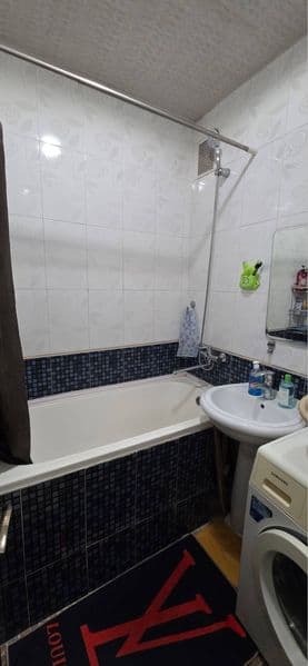 Alfraganus University ro’parasida <br />
Hammasi akuratni bo — фото 2