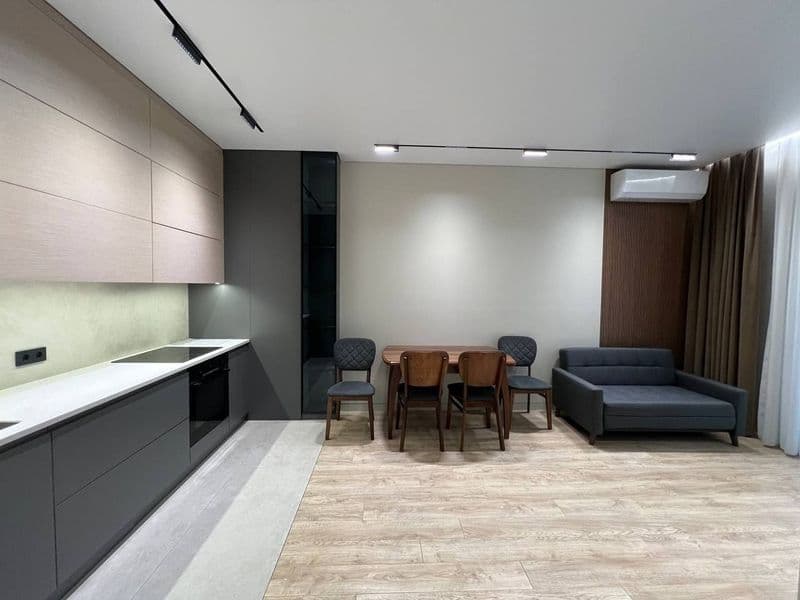 Сдается 2х комнтная квартира <br />
Площадь 58м2<br />
Балко — фото 2