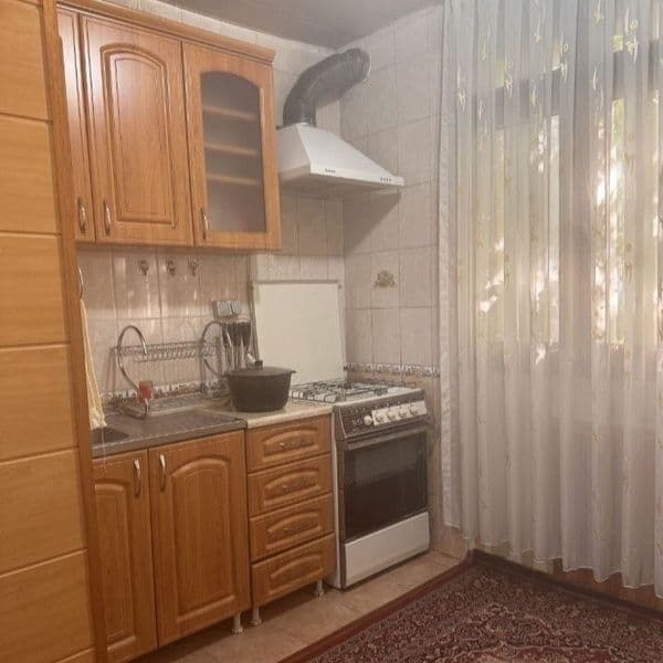 Юнусабад 15кв Аренда 2комн 1 этаж 4 этажного дома сред ремон — фото 4