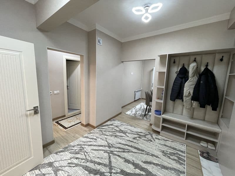 Сдаётся в аренду на долгий срок 3-комнатная квартира на 1 эт