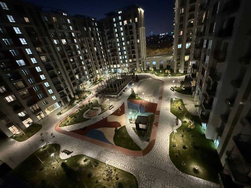 Жилой комплекс: NRG Oybek<br />
Комнат: 2<br />
Этаж:  8<br 