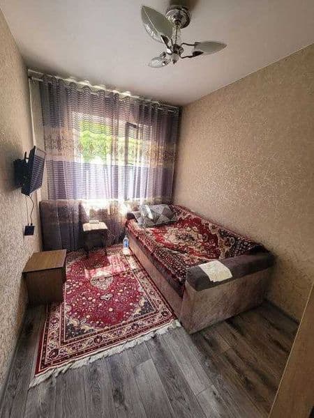 Сдаю в  аренду  2комнатную  квартиру  сергили2  , 3 этаж с м