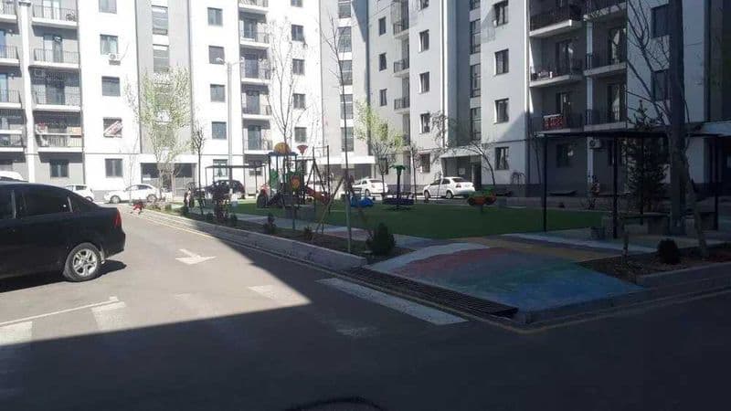 Сдаётся квартира на ЖК Аристократ‼️<br />
Ориентир - 40 лет 