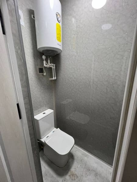 Rohat metrosi yonida 2 xonali uy 53 Kvadrat yangi remontdan  — фото 4