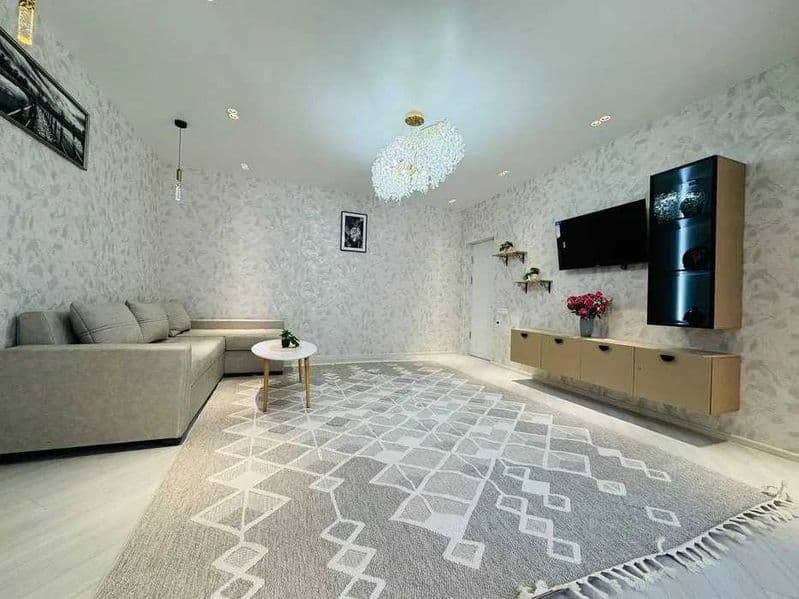 Район: Мирабад<br />
Адрес: Mirabad Avenue<br />
<br />
Комн