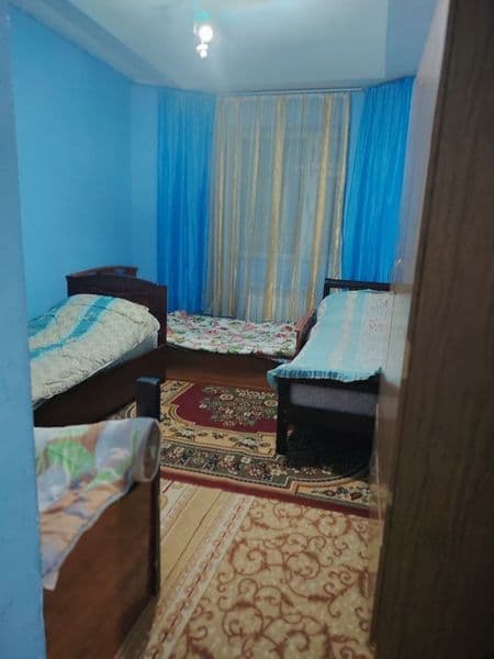 Sergili dehqon bozor yonida o'qiydigan ishliydigan ayol qizl — фото 2