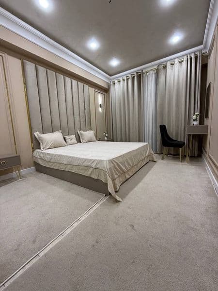 Аренда шикарная 3-комнатная квартира <br />
<br />
Район: Чи