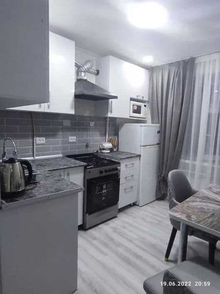 Локация:<br />
Район - Яккасарой<br />
Парк бобура <br />
<b — фото 4