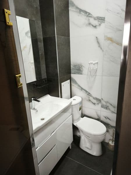 Сдаётся квартира студия с евро ремонтом, на долгий срок. Все — фото 3