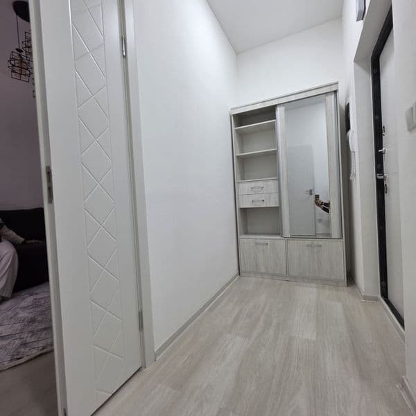 Сдам Кв-2ком/8/9<br />
Навостройка. <br />
Квартира с ремонт — фото 3