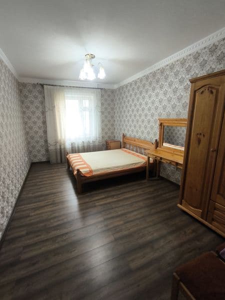 Ориентир — ОБЛ ГАИ.<br />
Банковский дом.<br />
<br />
Харак — фото 3