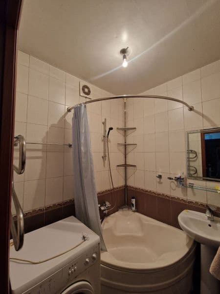 Chilonzor 19-kvartalda ijara uchun kvartira<br />
<br />
Man — фото 3