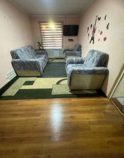 Срочно сдается квартира Чиланзар , Козиробод . Рядом метро м