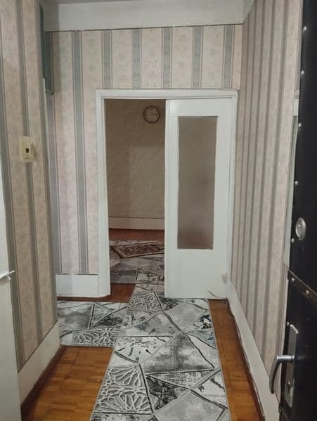 Квартира в аренду массив Кушбеги 1 комнатная только для семь