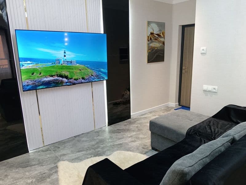 #174<br />
Arenda<br />
Vodnik,<br />
Prokurtura oldida<br / — фото 3