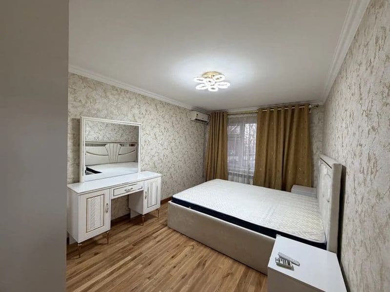 Сдаётся КЛАССНАЯ квартира<br />
<br />
• Район:Шайхантахурск