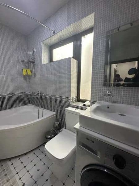 Комнат: 4 <br />
(2 санузла)<br />
Этаж: 5<br />
Этажность:  — фото 4