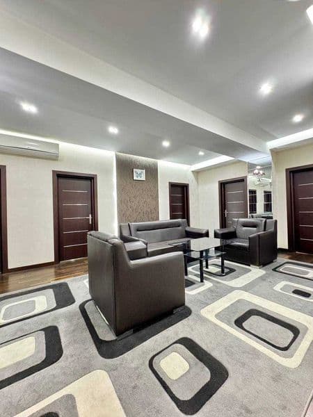 Район: Юнусабадскй<br />
Адрес: минор<br />
<br />
Комнат: 4 — фото 2