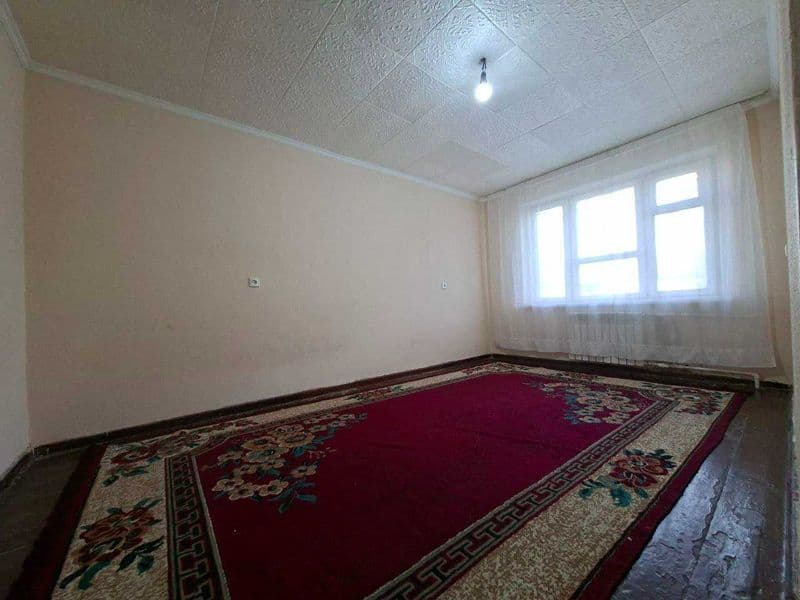 Ўқийдиган, ишлайдиган йигитларга уй эгасидан маклерсиз  ижар