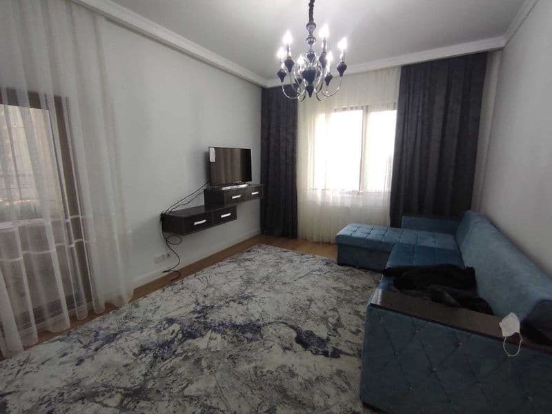 Сдаётся квартира в Истанбул сити 3 комнатная на 3 этаже <br 