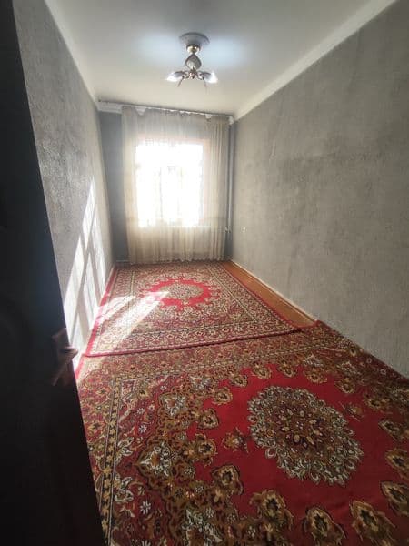 Chilonzor 25 kvartalda 2 xona uy oilaga yoki bollarga uzoq m — фото 5