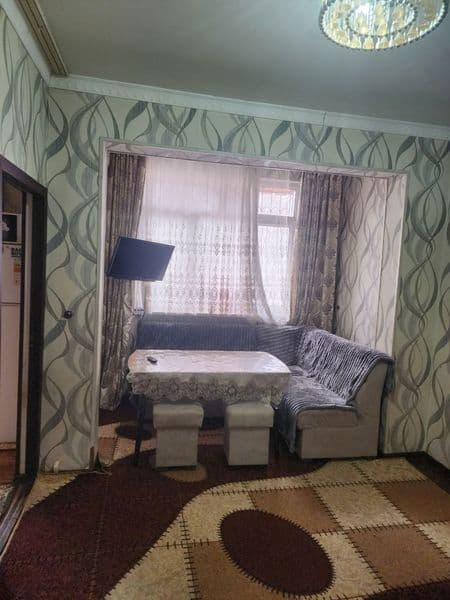 Аренда <br />
Чилонзор район 7 квартал <br />
1/4/4<br />
Ои