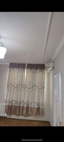 Сдаётся квартира на Чиланзаре 12квартале 3 комнатная квартир