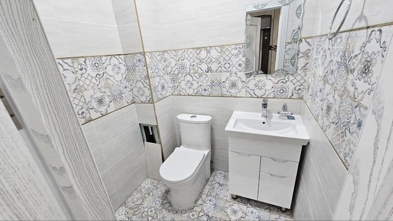 Mirzo Ulugʻbek tumani <br />
Buyuk ipak yoʻli metro yonida m — фото 3