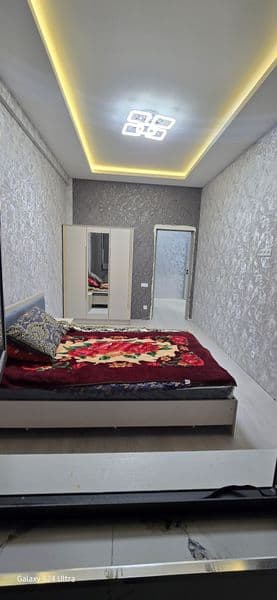 Новостройка, недавно сделали евроремонт, меблировано, есть в — фото 4