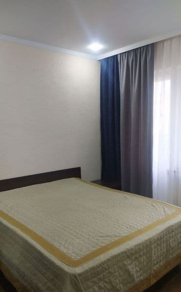 Юнусабад 8кв Аренда 3 комн 4 этаж 4 этажного дома сред ремон