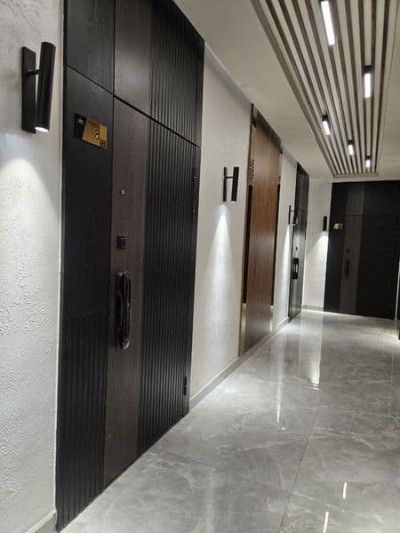 Империя Клаб сити . 2 комнатная квартира с дизайнерским ремо — фото 5