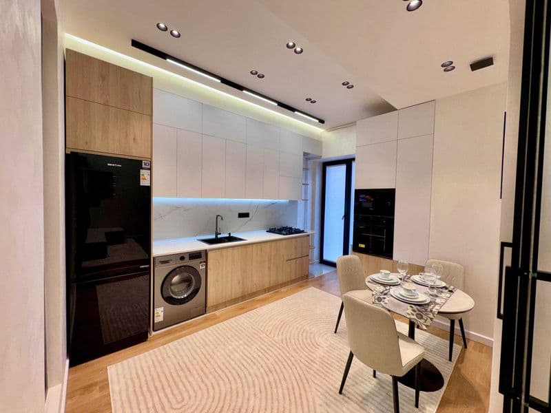 Район: Яккасарай<br />
Адрес: Шота Руставели<br />
1/4/14    — фото 3