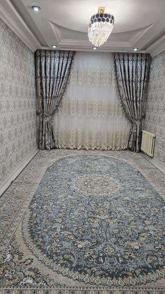 40 let pobeda krestikda joylashgan 3 xonali kvartira 78 m2. 