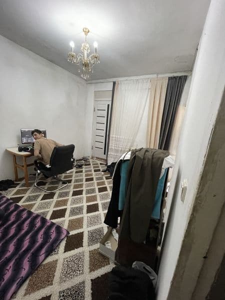 Odam kerak 1 ta toza Ozoda yashaydigan 2 xonalik kvartira ka