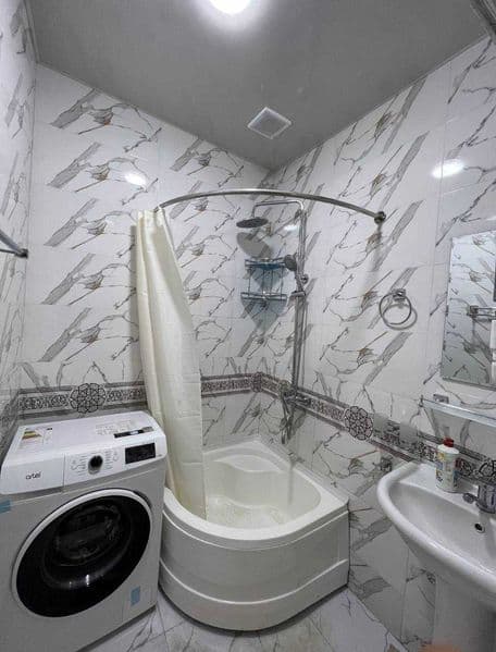 Район: Мирзо-Улугбекский<br />
Адрес: Дархан<br />
<br />
•  — фото 5