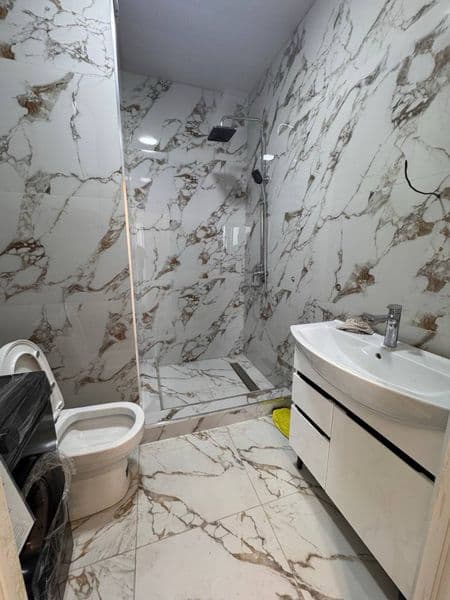 Квартира расположена на урюкзаре "O'rikzor Residence".<br /> — фото 4