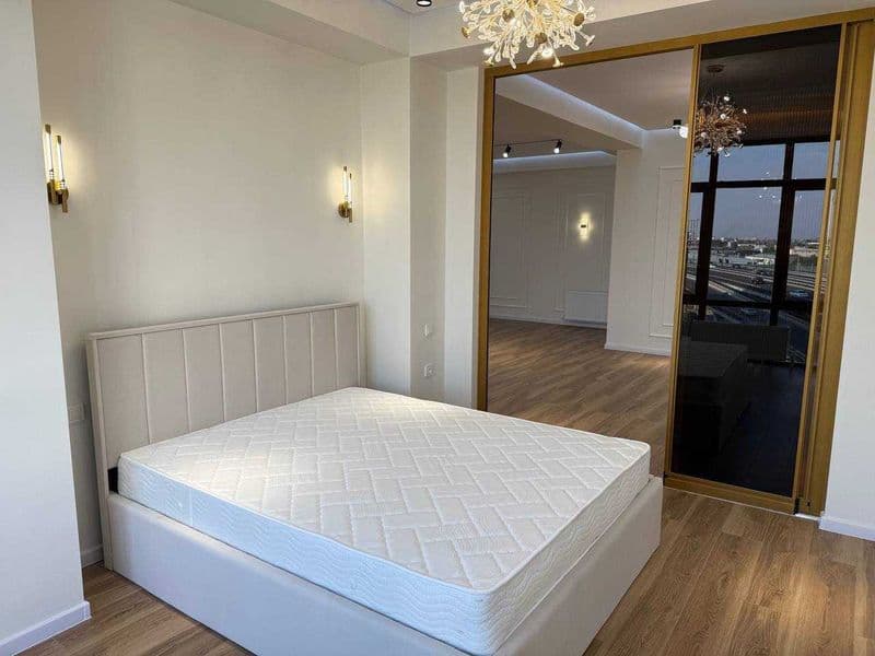 Жилой комплекс: London<br />
Количество комнат: 3<br />
Этаж — фото 3