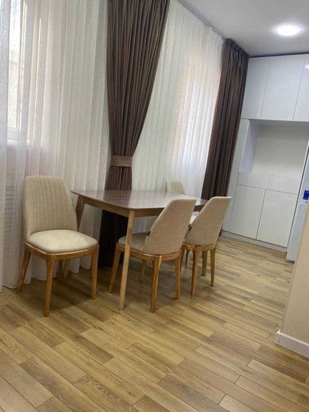 Район: Юнусабадский<br />
Ориентир: Ц 4<br />
Количество ком — фото 5