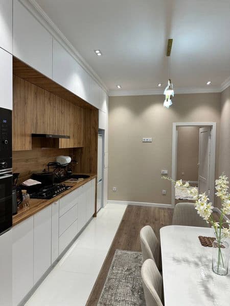 Паркентский <br />
Новостройка <br />
Комнат : 3<br />
Этаж: — фото 2