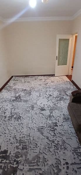 Qizlarga kvartira.Qoraqamish 2/4 da ishlaydigan o'qiydigan q