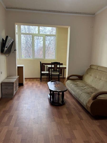 Юнусабад- 4  1-2\4\4 <br />
Квартира с обстановкой.<br />
Сд — фото 3