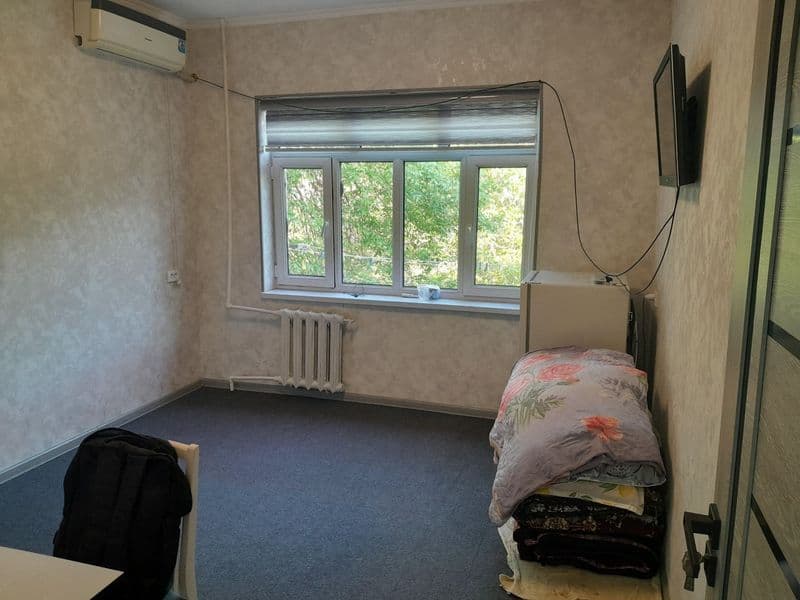 Manzili: Chilonzor tumani 20-kvartal Moʻljali: sport tavarla