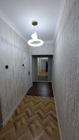 Своя Срочна сдаю 2/3 ком кв в лисунова 1  яшнабадском район 