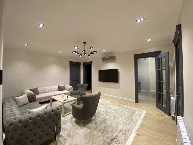 Яккасарайский Район<br />
Сеул Мун<br />
2/4/7<br />
75м2<br