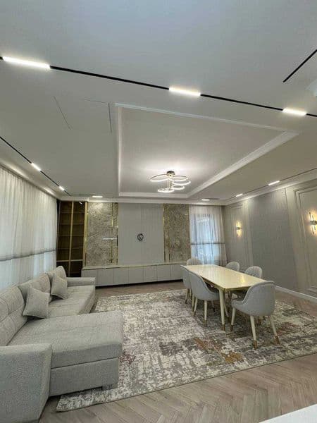 Жилой комплекс: Uzbегим<br />
Комнат: 3<br />
Этаж: 4<br />
