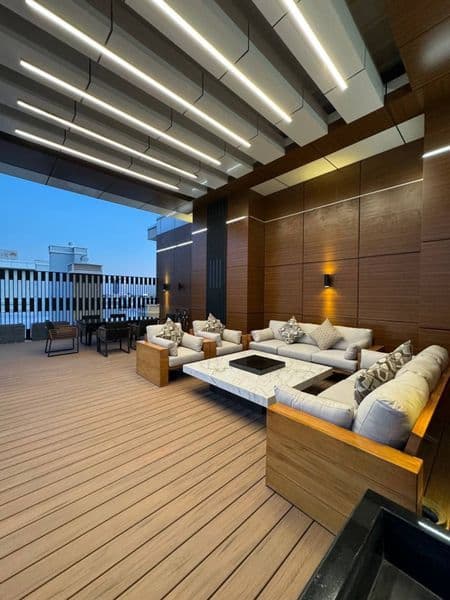 Комнаты-4<br />
Этаж-9<br />
Этажность-10<br />
Общая площад