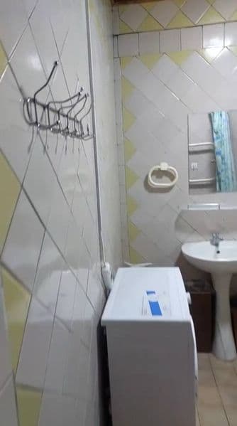 Аренда 2/3/9 Дружба народов 1 Дом у дороги только семью или  — фото 5