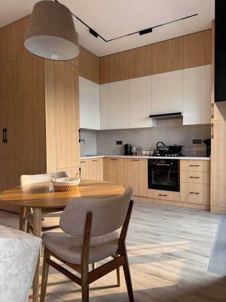 Район -Яшнабадский<br />
Улица -Садык Азимова<br />
Ориентир