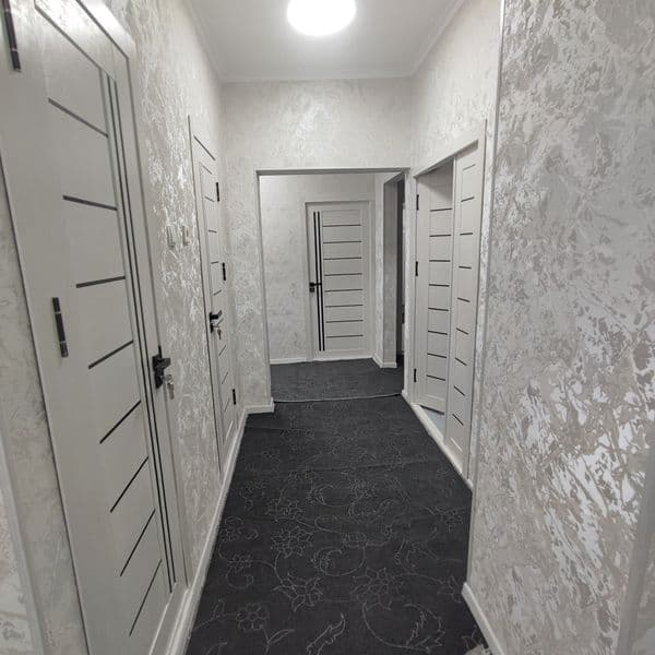 Сергели-8А Балкон 2*6 2 хона Срочна Арендага Берилади.<br /> — фото 3