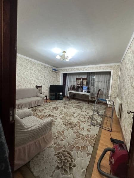 Чилонзор 3 квартал новза метро новза масжидини олдида <br />